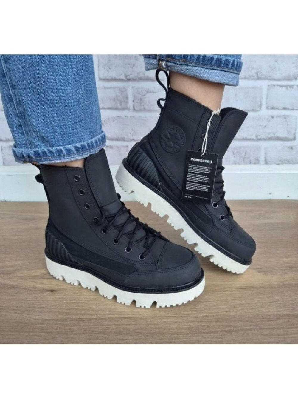 ❤️Converse Chuck 70 Rugged Waterproof Boots Sz 9 Women Shoes Black White A14190C